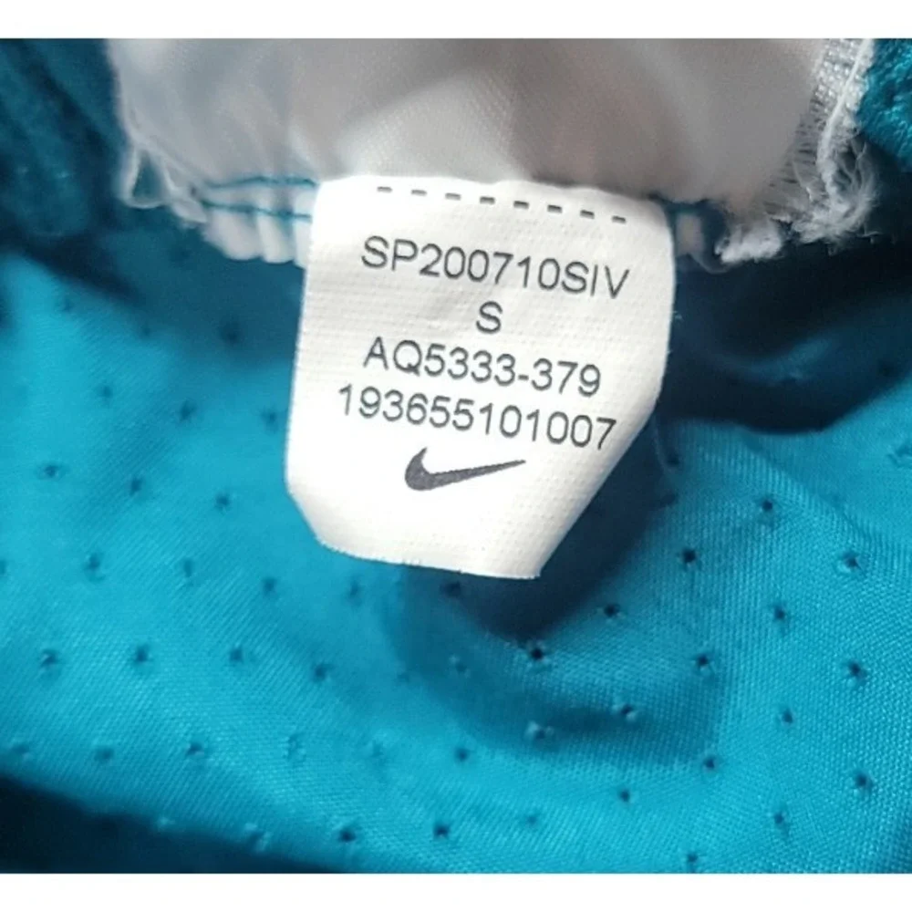 Nike Dri-Fit Running Shorts Women's Small Teal Built-in Brief Drawstring Pocket